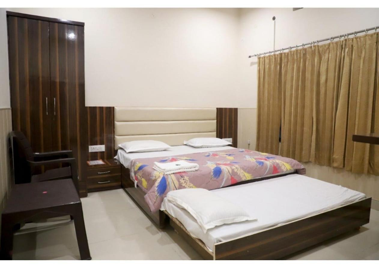 Rk Lodge Amritsar Exteriér fotografie