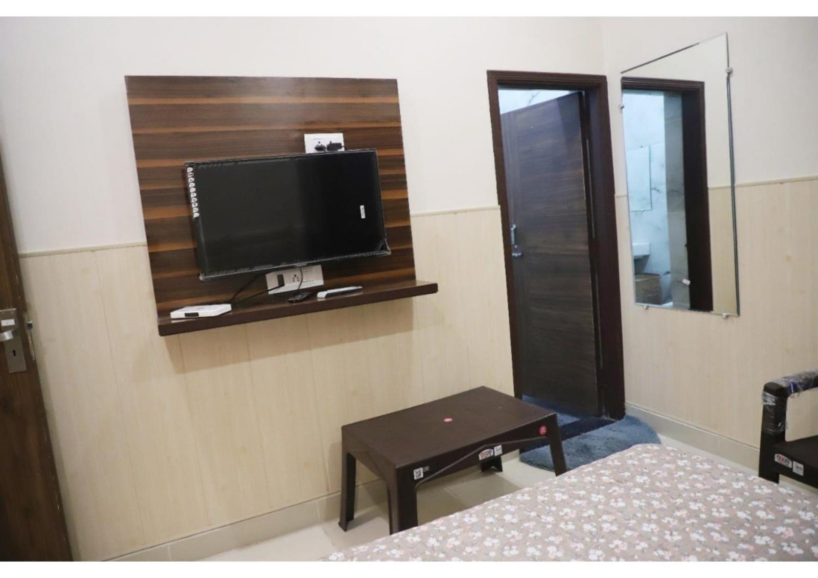 Rk Lodge Amritsar Exteriér fotografie