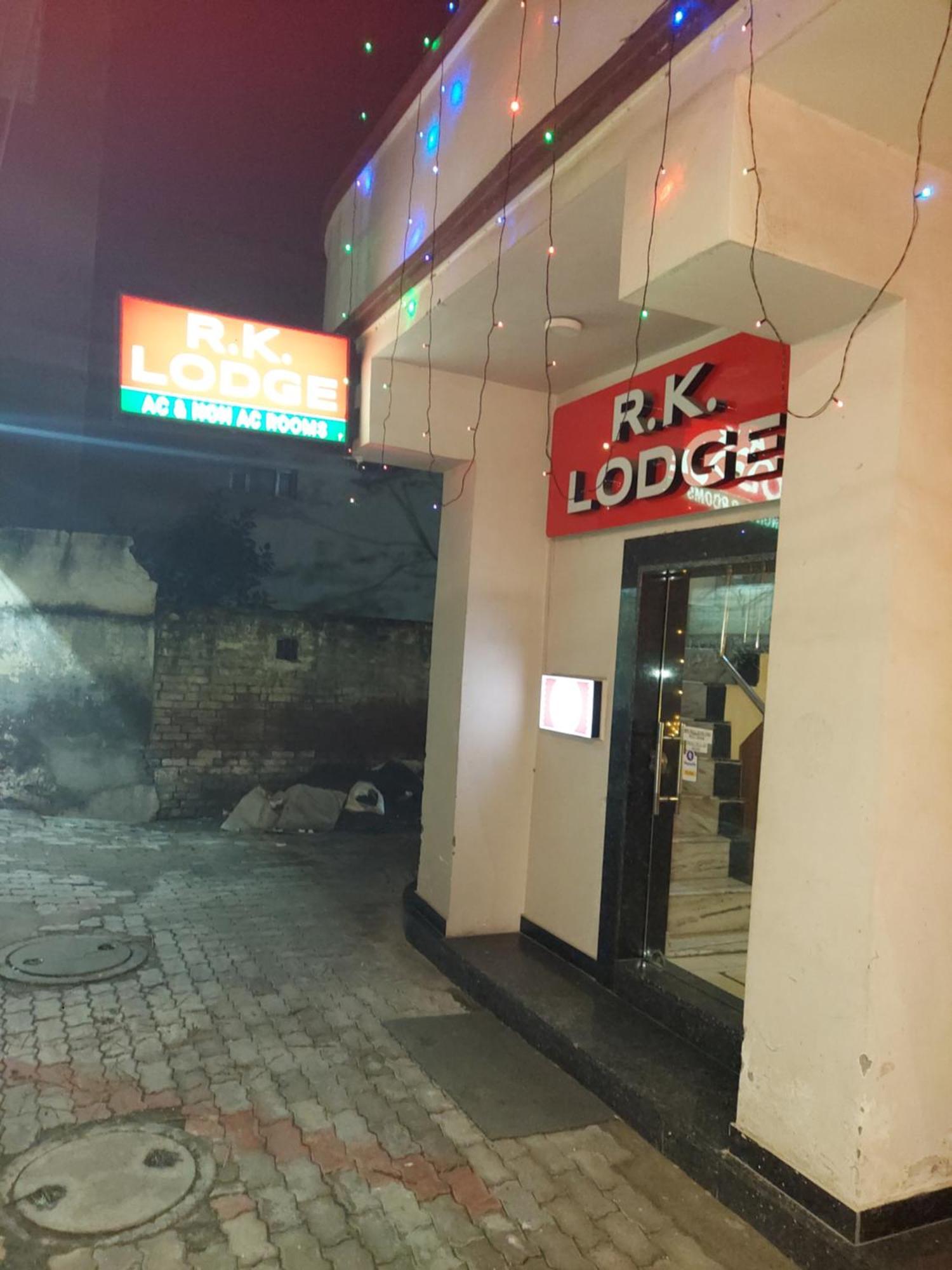 Rk Lodge Amritsar Exteriér fotografie
