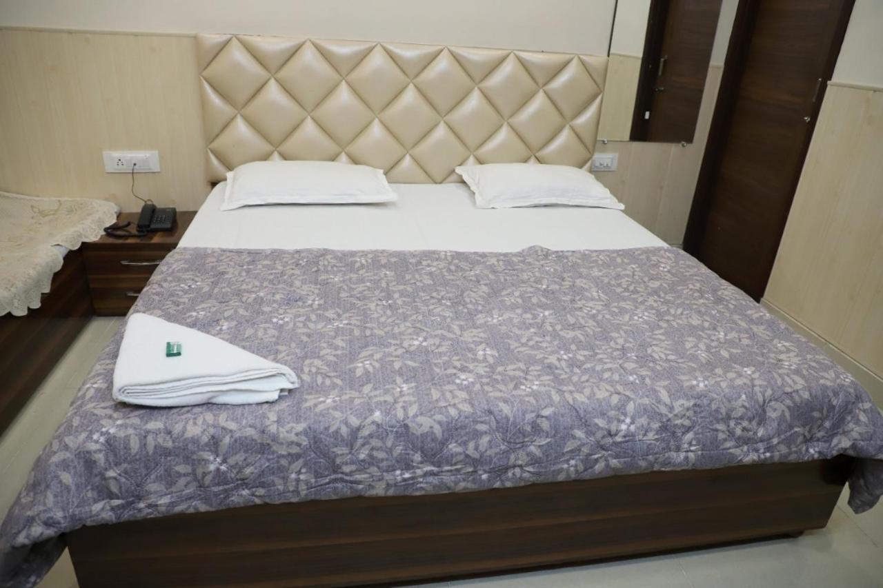 Rk Lodge Amritsar Exteriér fotografie