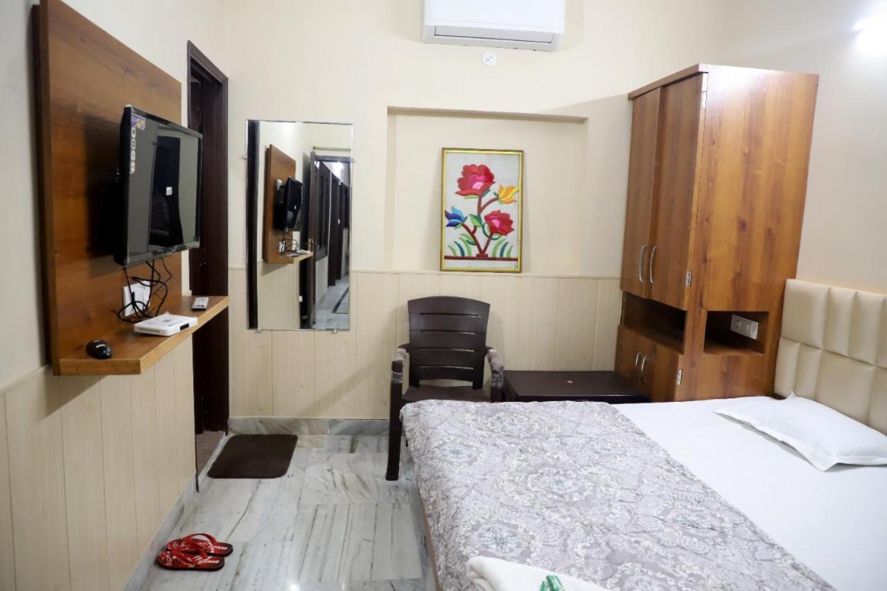 Rk Lodge Amritsar Exteriér fotografie