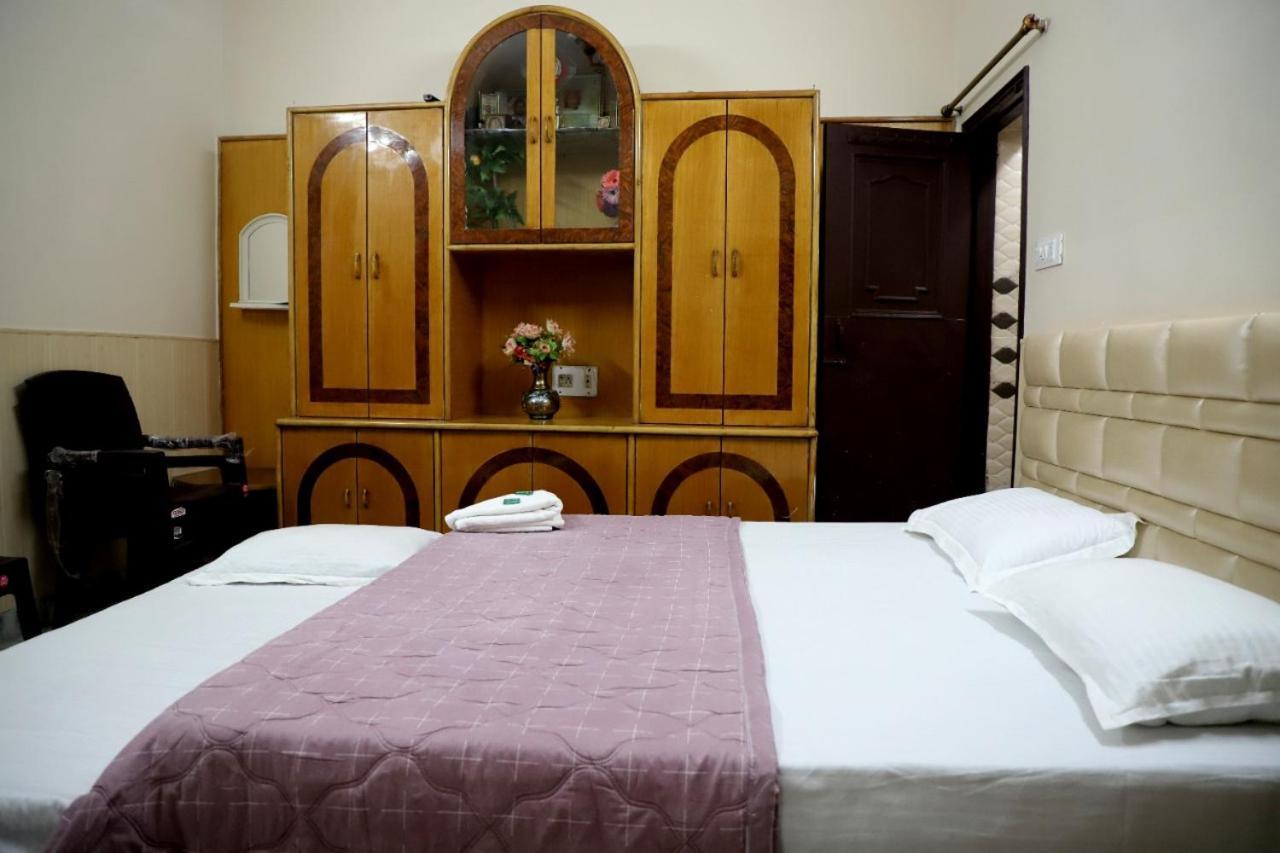 Rk Lodge Amritsar Exteriér fotografie