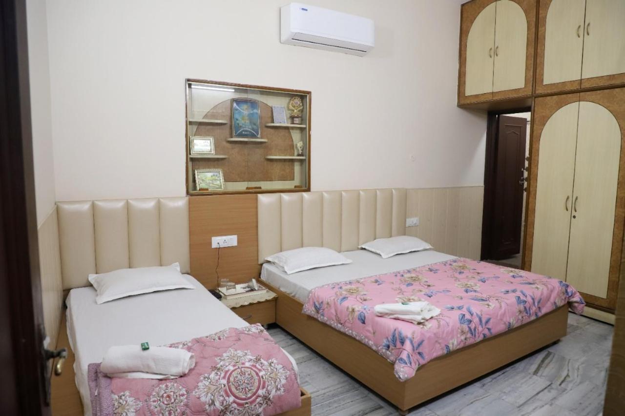 Rk Lodge Amritsar Exteriér fotografie
