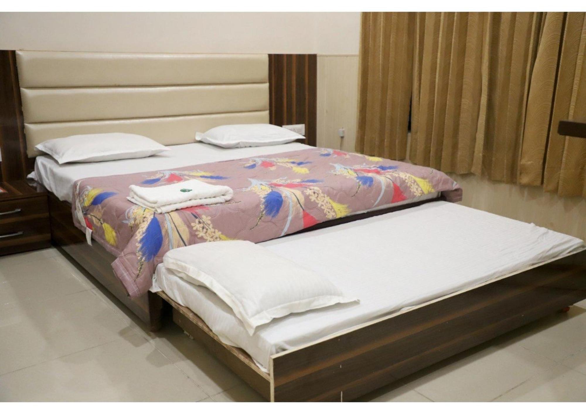 Rk Lodge Amritsar Exteriér fotografie