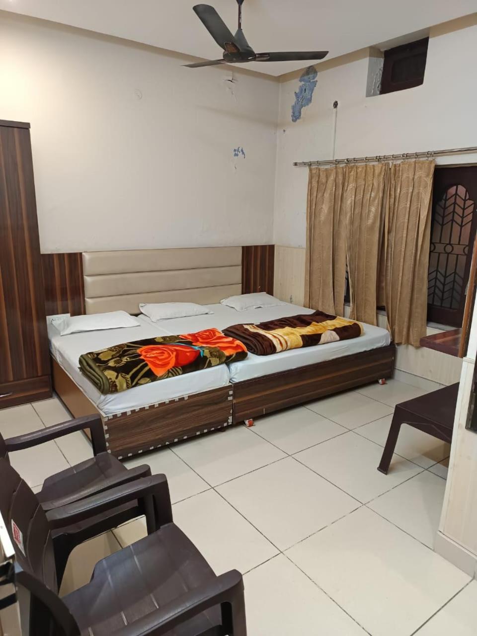 Rk Lodge Amritsar Exteriér fotografie